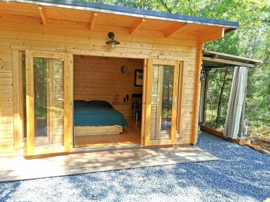 Cabanon Dans Un Ecrin De Verdure Callian  Exterior photo