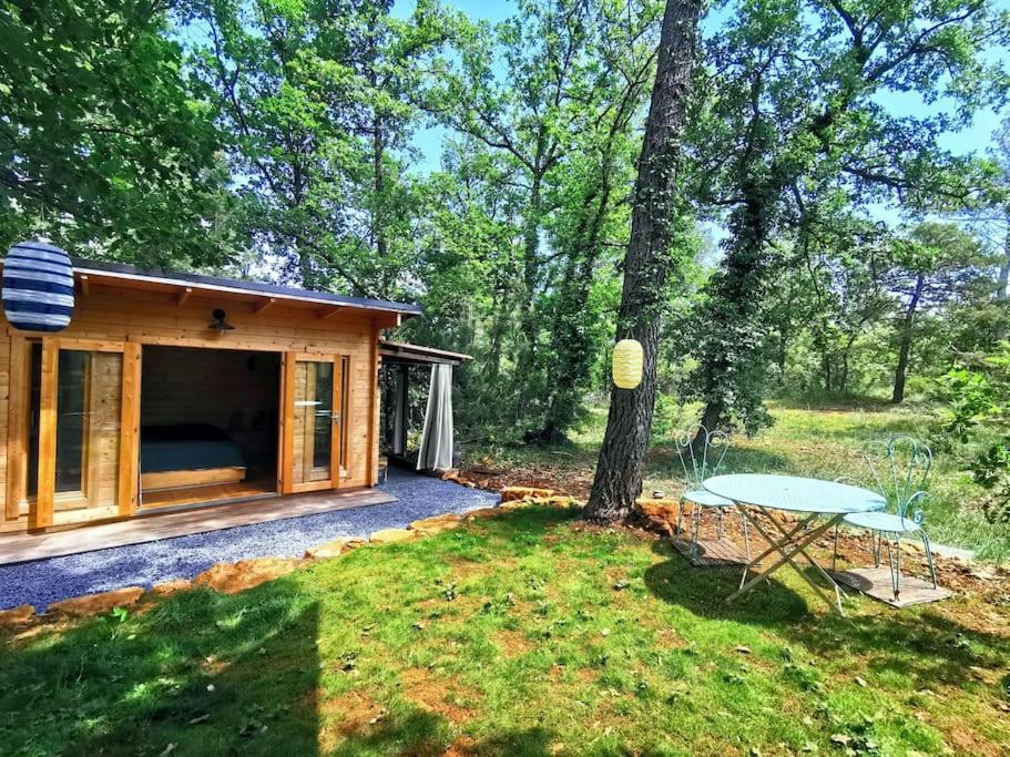 Cabanon Dans Un Ecrin De Verdure Callian  Exterior photo